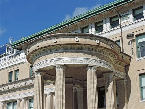 Since there is no longer a women's college at. Carnegie Mellon University, Margaret Morrison. Carnegie Hall is now home to the first three years of the five ...